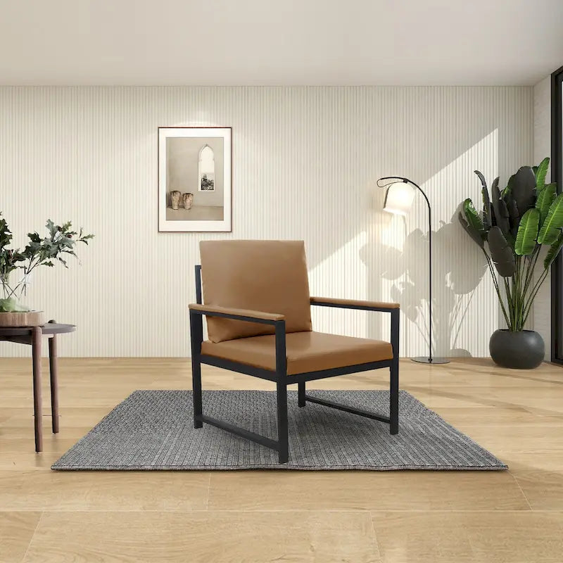 Poltrona moderna 29.13 con piedini antiscivolo a ventosa e robusta struttura in metallo