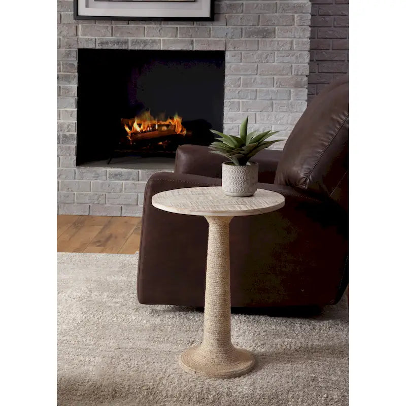 Tavolino rotondo White Wash con base rivestita in juta, 1 pezzo