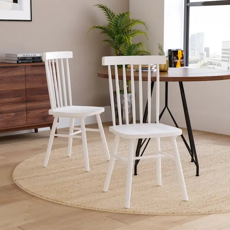 Sedie da pranzo commerciali Windsor Style in legno massello con schienale a fusi – Set da 2