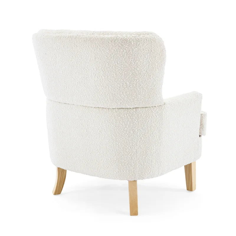 Poltrona Club "Almond Boucle" con borchie